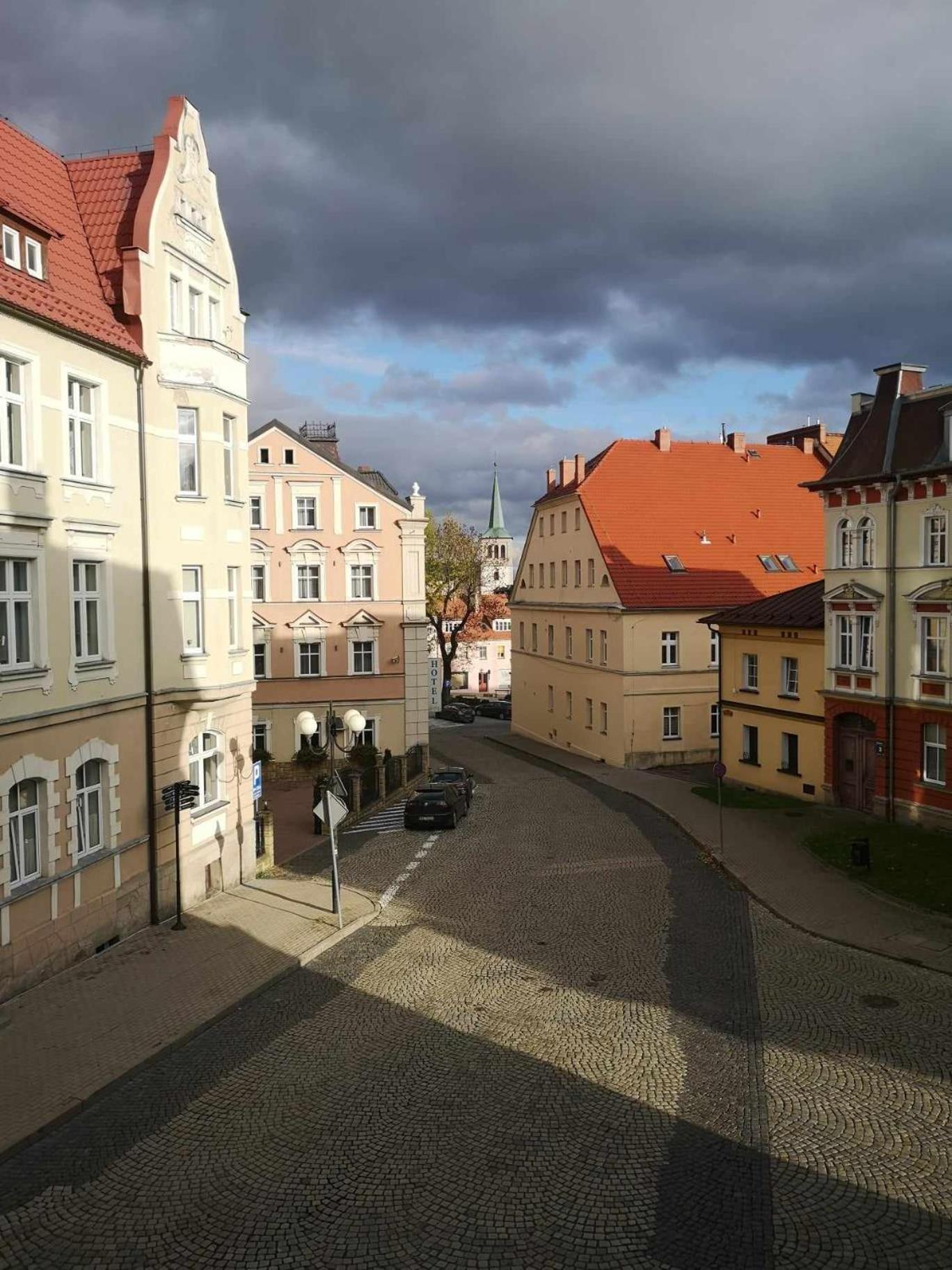 Ferienwohnung Komfortowy Apartament U Baltazara Duszniki Zdrój Exterior foto